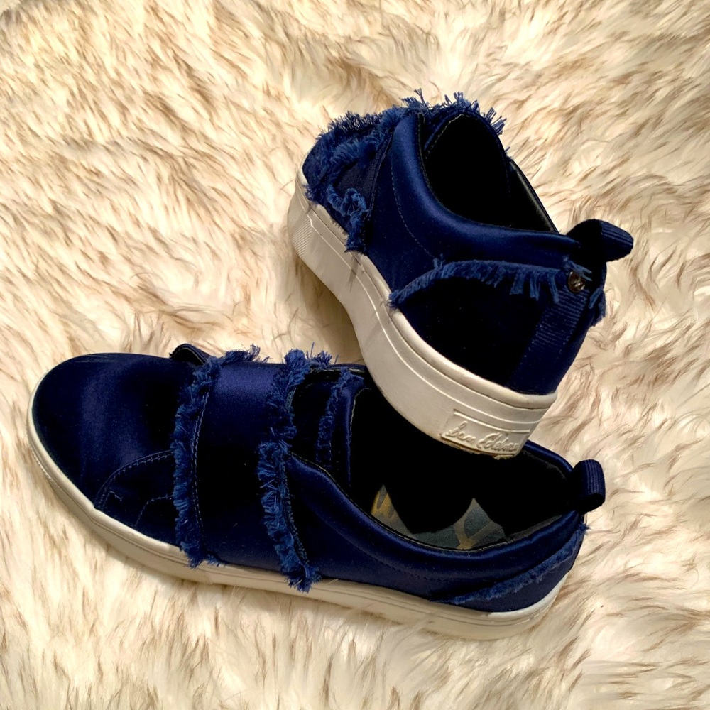 Sam Edelman Blue Satin “Levine” Low Top Pull on Fashion Sneaker